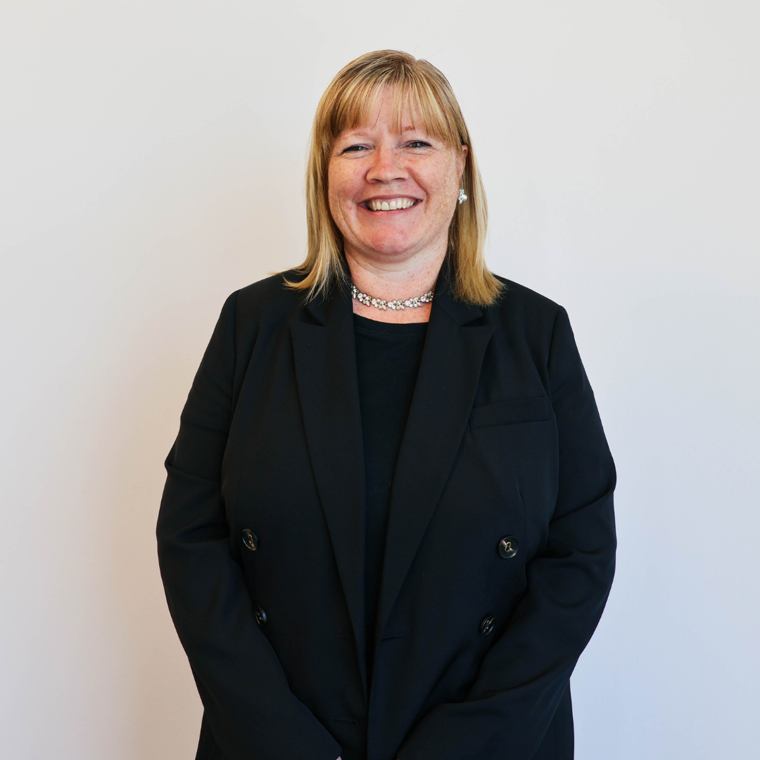 Jo Howard_August & Claire